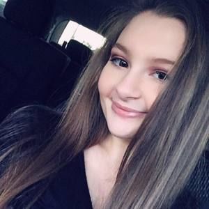 Meet your Posher, Skylar